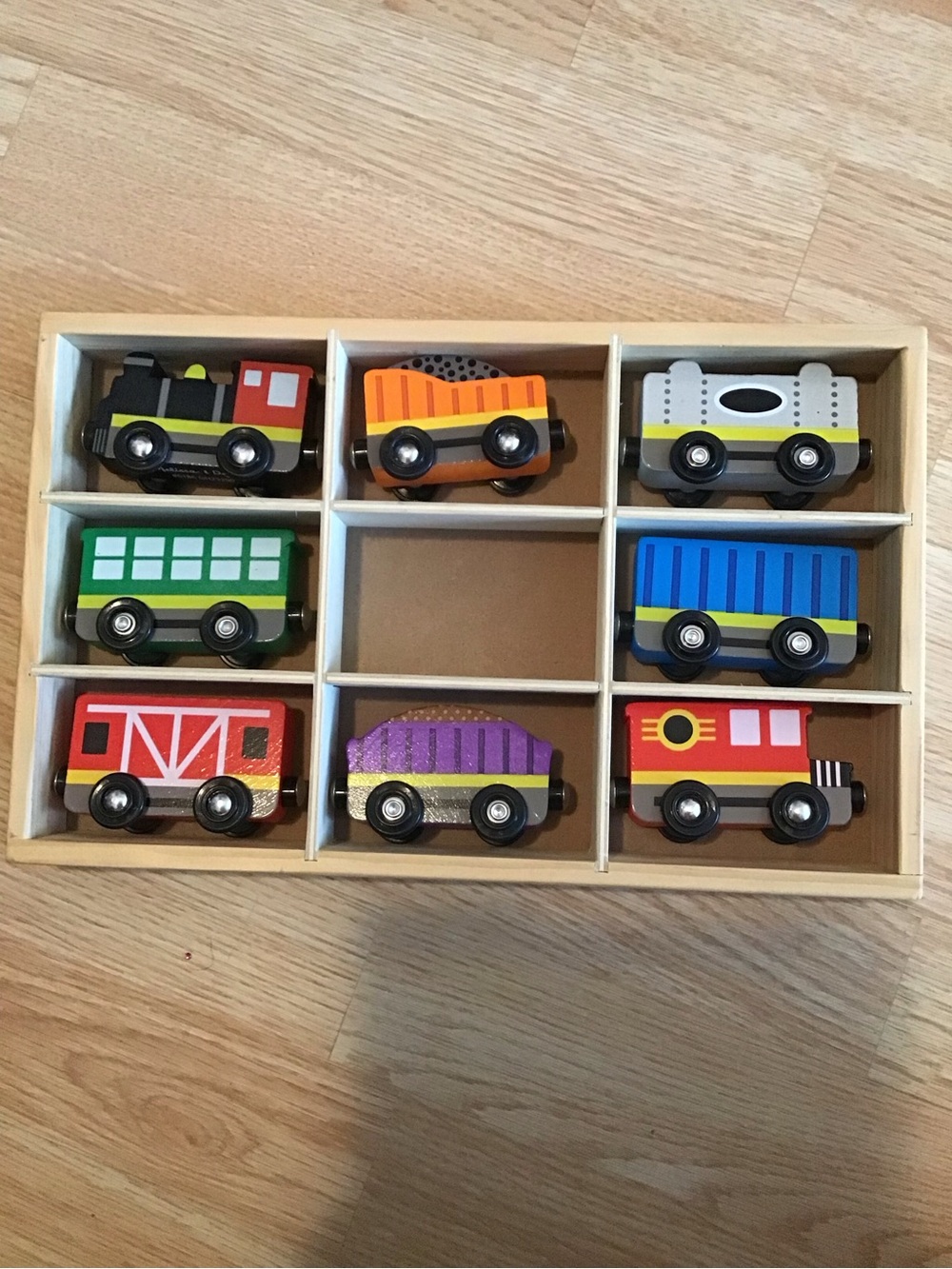 Melissa & Doug 8ct wooden train set complete set